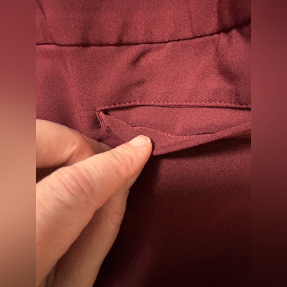 Elegant Burgundy Women's Pants - Picture 5 of 9